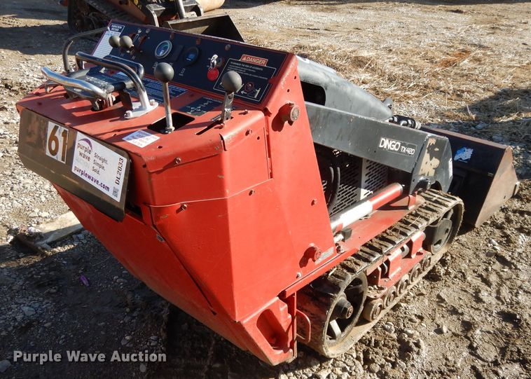 image for item DL2033 2006 Toro Dingo TX420  compact utility loader