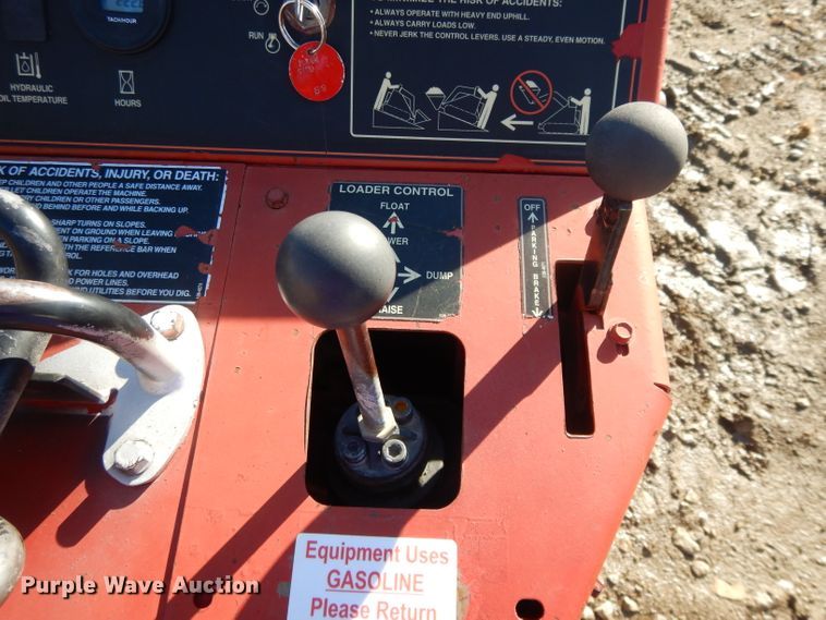 image for item DL2033 2006 Toro Dingo TX420  compact utility loader