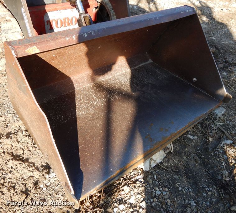 image for item DL2033 2006 Toro Dingo TX420  compact utility loader