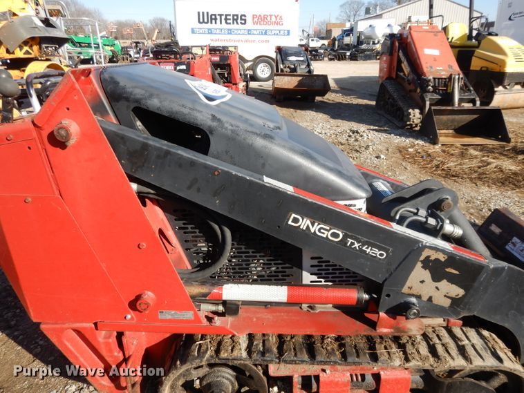 image for item DL2033 2006 Toro Dingo TX420  compact utility loader