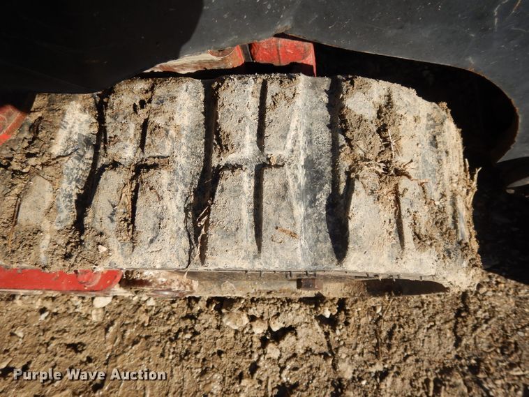 image for item DL2033 2006 Toro Dingo TX420  compact utility loader