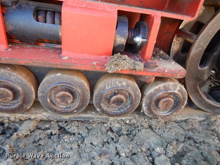 image for item DL2033 2006 Toro Dingo TX420  compact utility loader