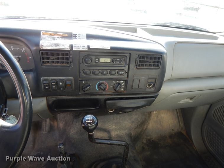 image for item DL2062 2007 Ford F750 Super Duty  dump truck