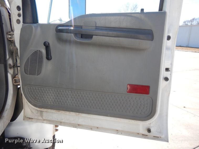 image for item DL2062 2007 Ford F750 Super Duty  dump truck