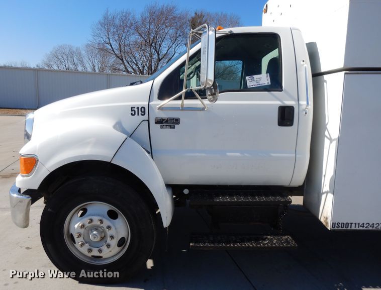 image for item DL2062 2007 Ford F750 Super Duty  dump truck
