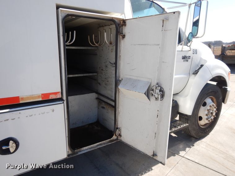 image for item DL2062 2007 Ford F750 Super Duty  dump truck