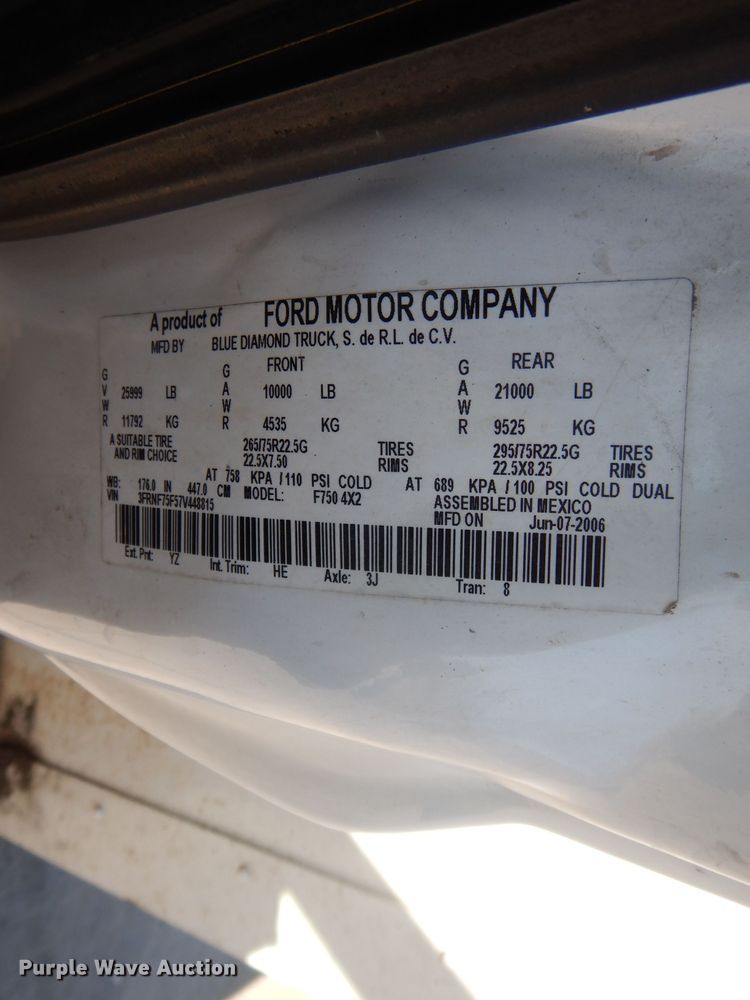 image for item DL2062 2007 Ford F750 Super Duty  dump truck