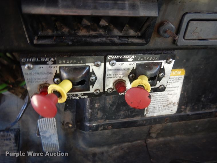 image for item DL2067 1999 International 2574  crane truck