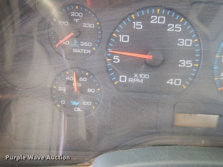 image for item DL2068 2003 International 4300  forestry bucket truck