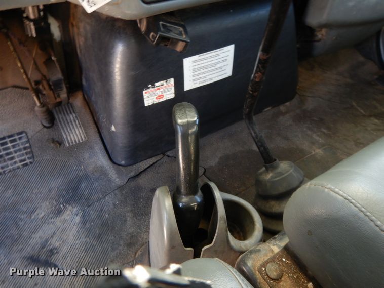 image for item DL2068 2003 International 4300  forestry bucket truck