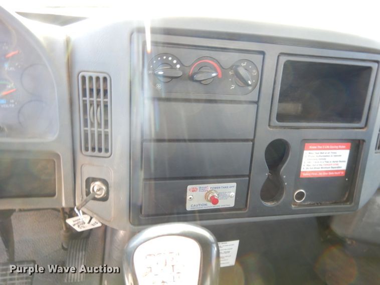 image for item DL2068 2003 International 4300  forestry bucket truck