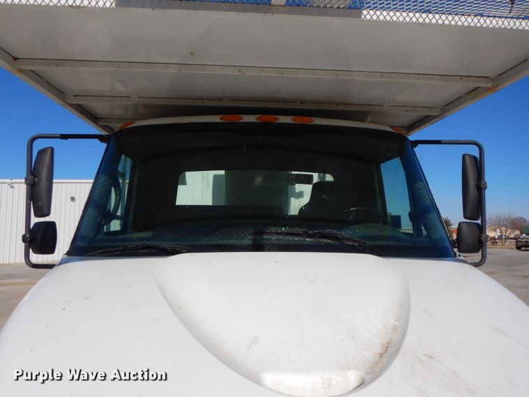 image for item DL2068 2003 International 4300  forestry bucket truck