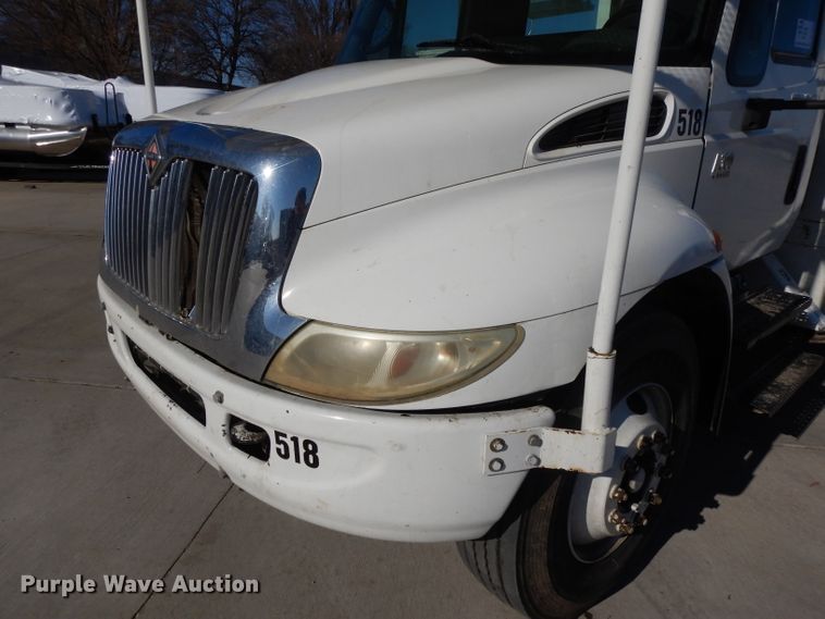 image for item DL2068 2003 International 4300  forestry bucket truck