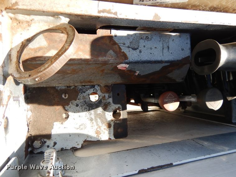 image for item DL2068 2003 International 4300  forestry bucket truck