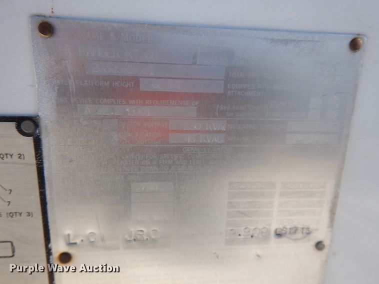 image for item DL2068 2003 International 4300  forestry bucket truck