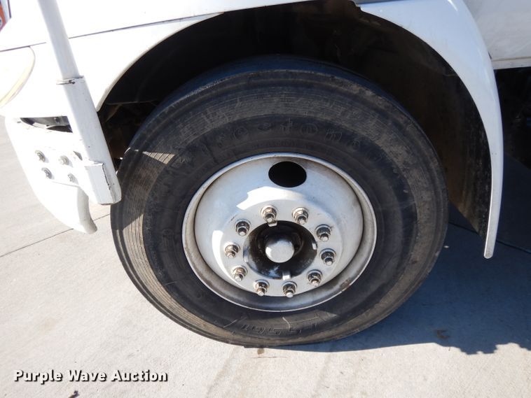 image for item DL2068 2003 International 4300  forestry bucket truck