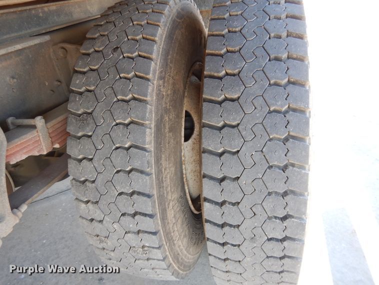 image for item DL2068 2003 International 4300  forestry bucket truck