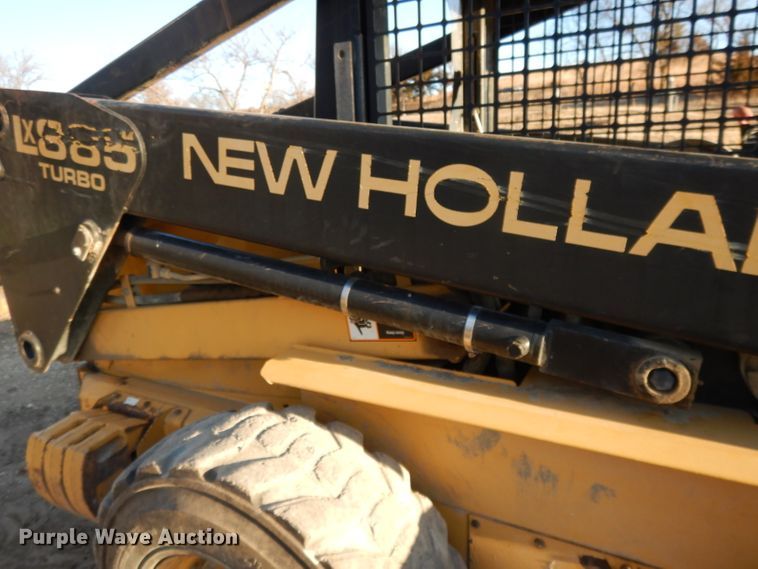 image for item DL2104 1998 New Holland LX885  skid steer loader