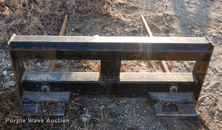 image for item DL2104 1998 New Holland LX885  skid steer loader