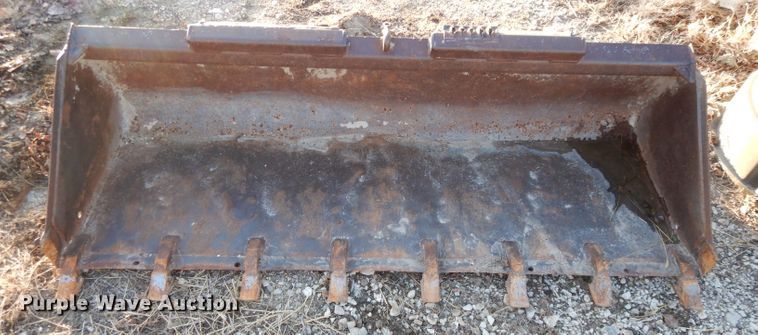 image for item DL2104 1998 New Holland LX885  skid steer loader