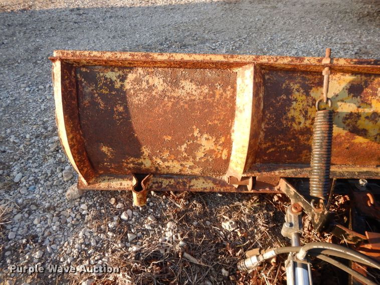 image for item DL2104 1998 New Holland LX885  skid steer loader