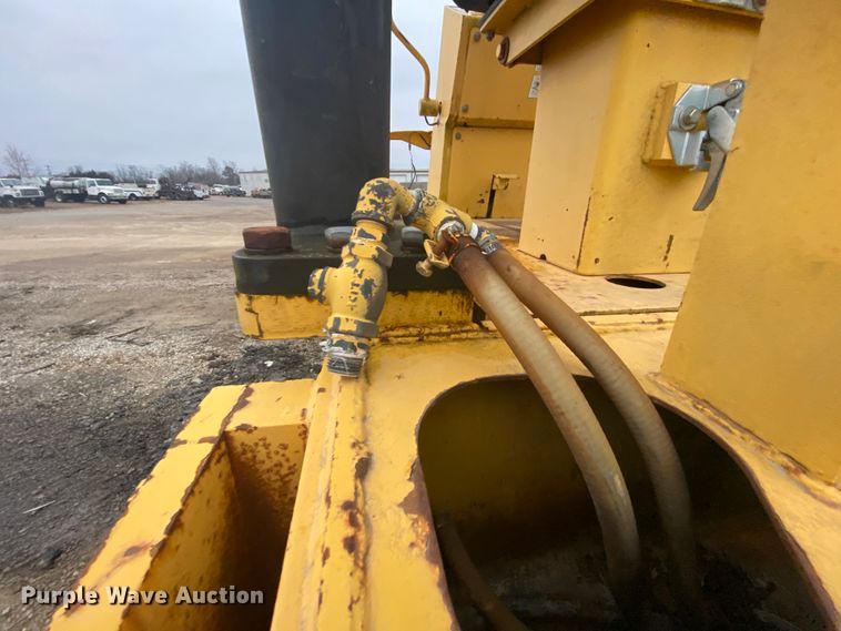 image for item DM2747 Sakai GW750  pneumatic roller