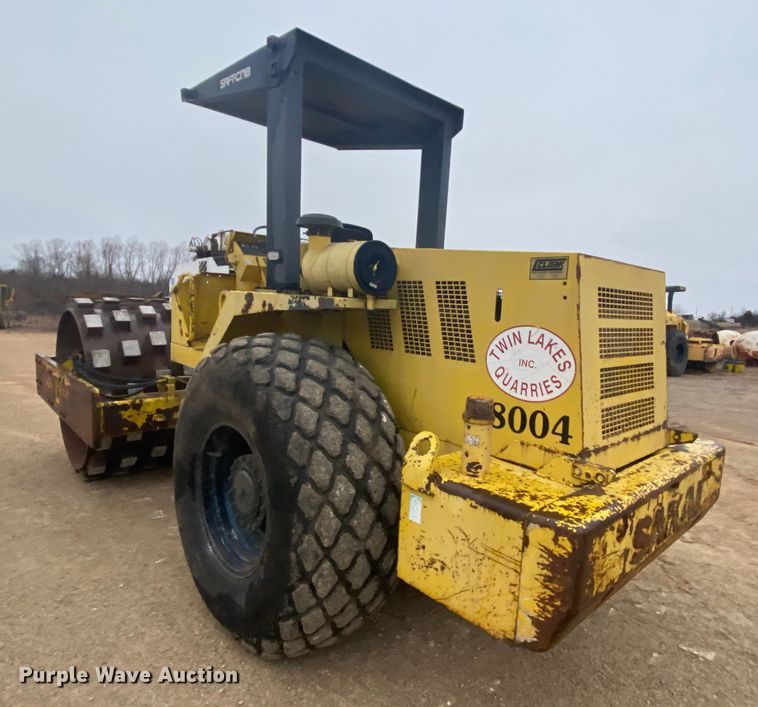 image for item DM2750 Sakai SV500T  single drum vibratory roller