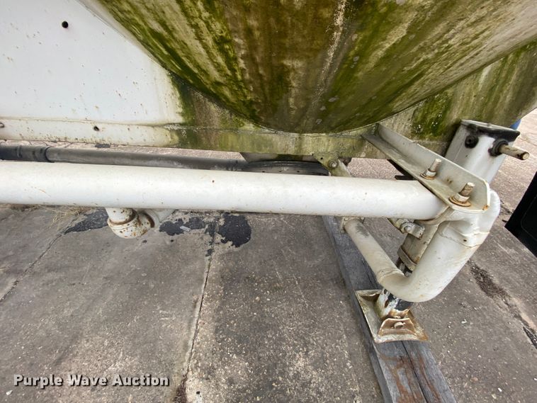 image for item DM2759 1978 Fruehauf pneumatic dry bulk trailer