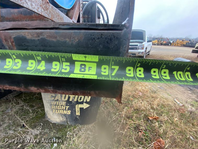 image for item DM2765 1996 GMC TopKick  flatbed truck