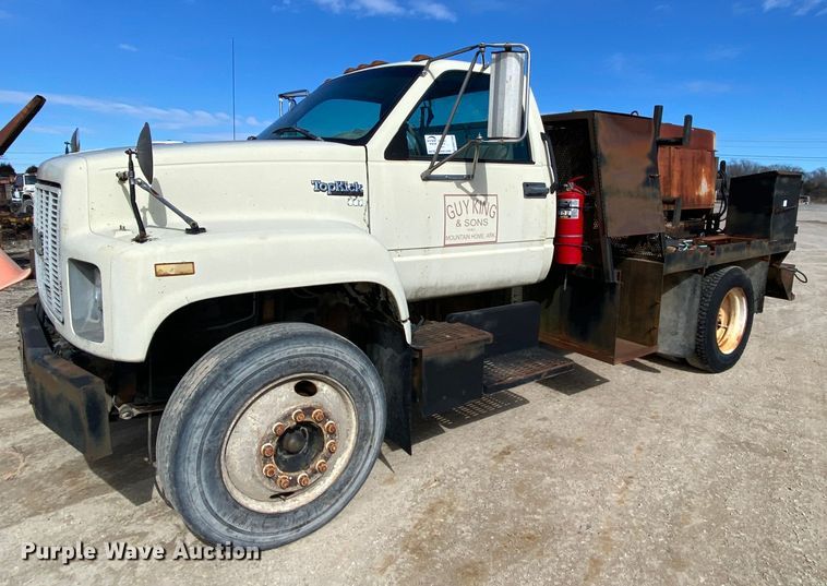 image for item DM2766 1996 GMC TopKick C5500  flatbed truck
