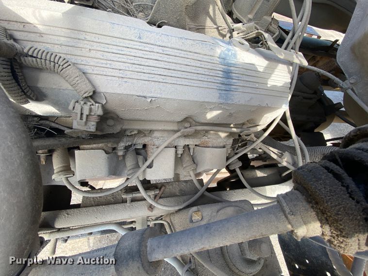 image for item DM2766 1996 GMC TopKick C5500  flatbed truck