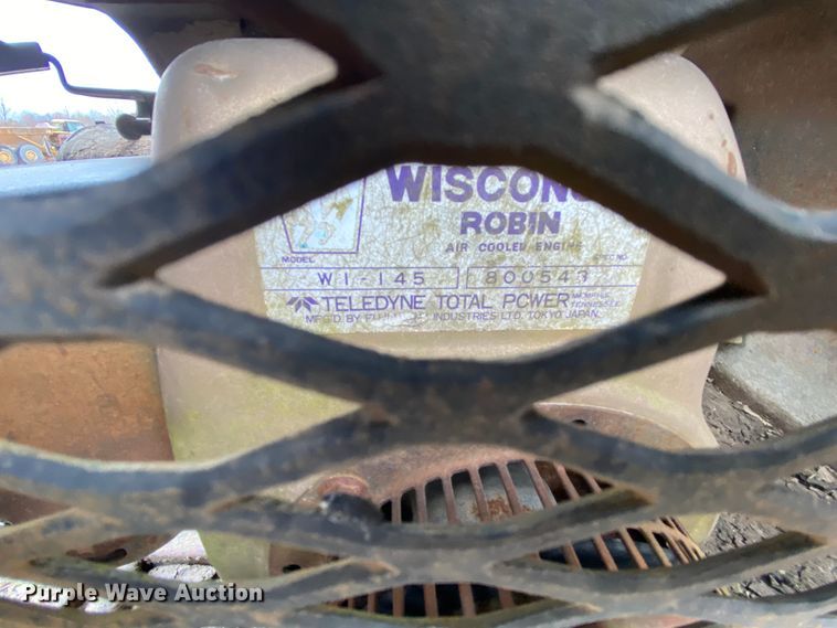 image for item DM2770 1996 GMC TopKick C5500  flatbed pickup truck