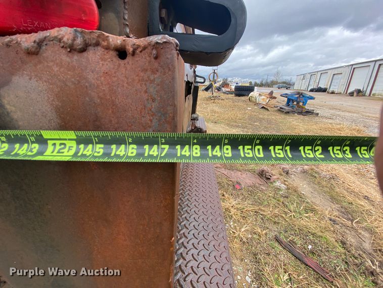 image for item DM2770 1996 GMC TopKick C5500  flatbed pickup truck