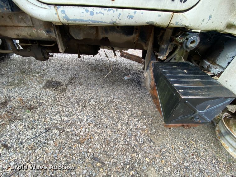 image for item DM2771 1986 Mack DM600  dump truck