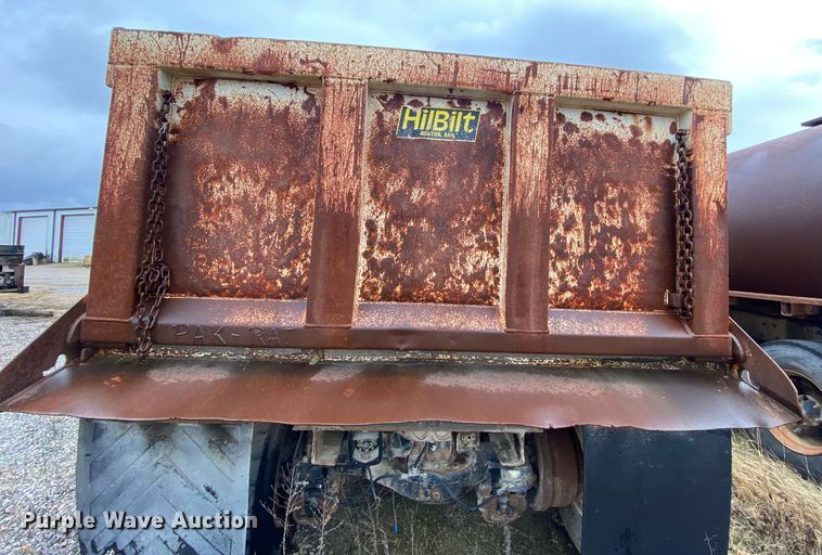 image for item DM2771 1986 Mack DM600  dump truck