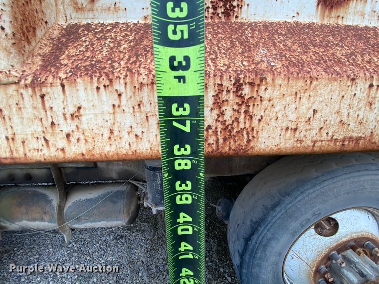 image for item DM2771 1986 Mack DM600  dump truck