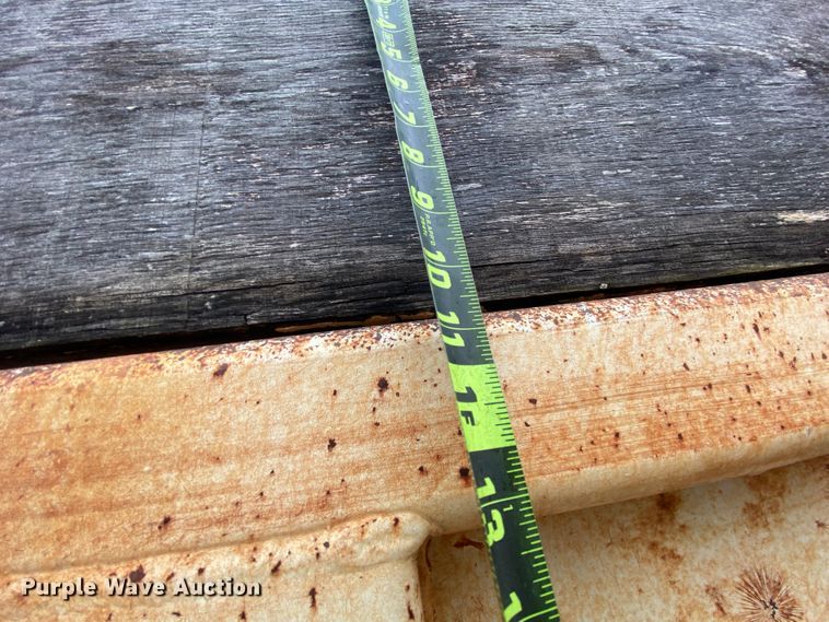 image for item DM2771 1986 Mack DM600  dump truck