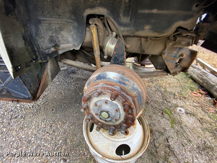 image for item DM2771 1986 Mack DM600  dump truck