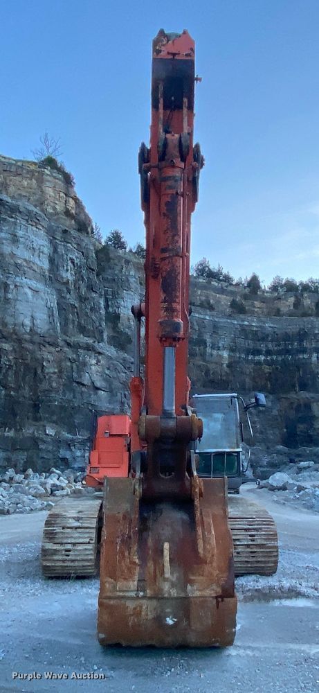 image for item DM2773 2005 Hitachi Zaxis 600LC  excavator