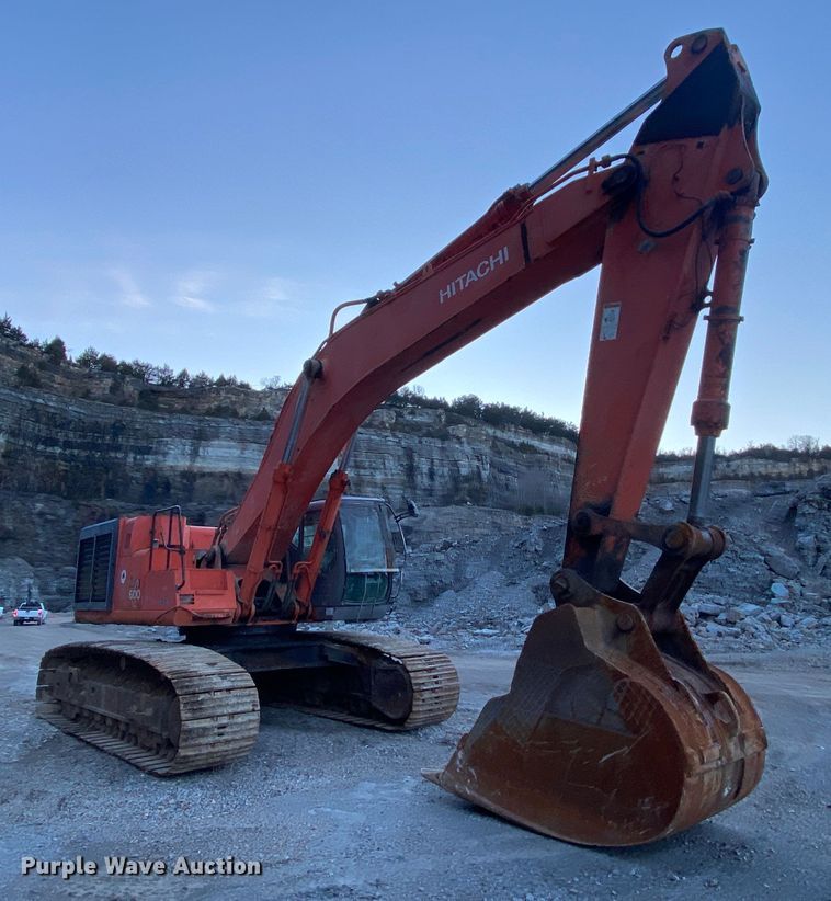 image for item DM2773 2005 Hitachi Zaxis 600LC  excavator