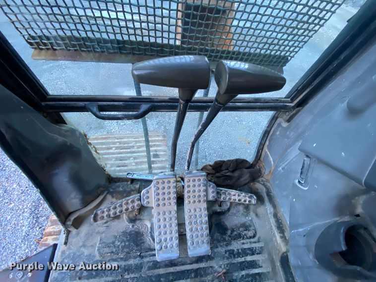 image for item DM2773 2005 Hitachi Zaxis 600LC  excavator