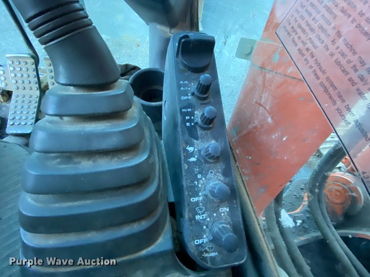 image for item DM2773 2005 Hitachi Zaxis 600LC  excavator