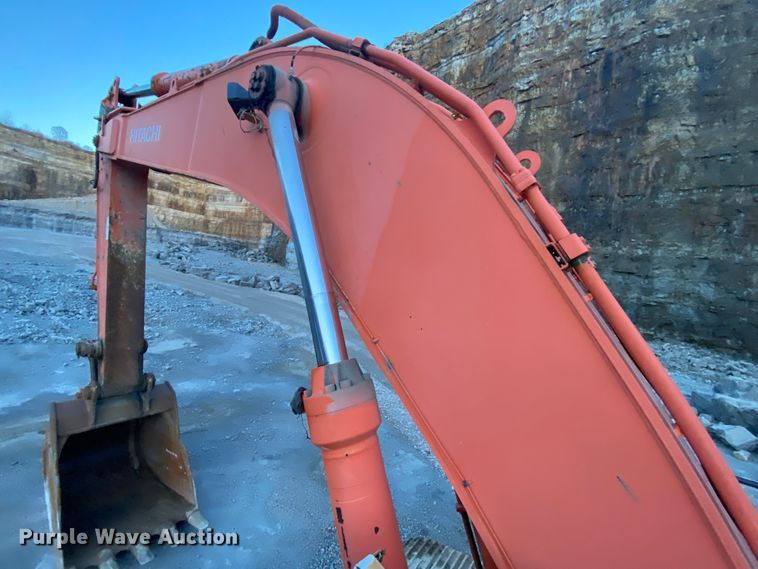 image for item DM2773 2005 Hitachi Zaxis 600LC  excavator