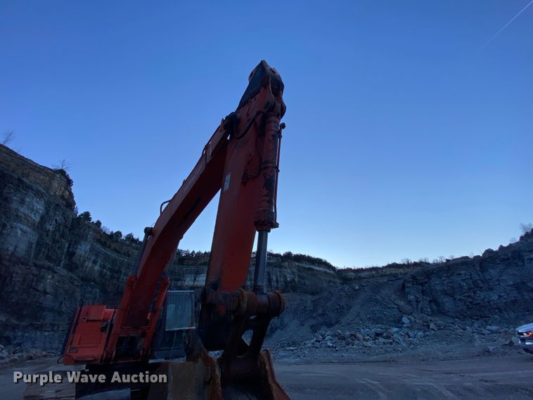 image for item DM2773 2005 Hitachi Zaxis 600LC  excavator