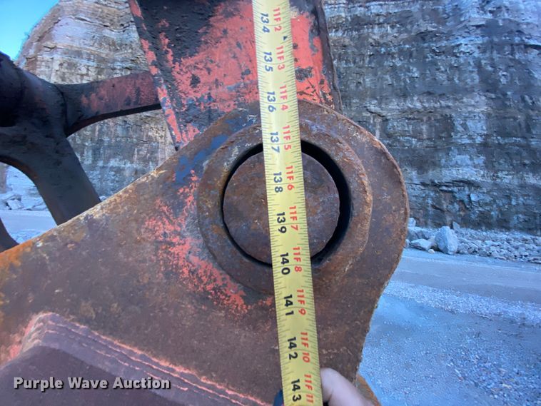 image for item DM2773 2005 Hitachi Zaxis 600LC  excavator