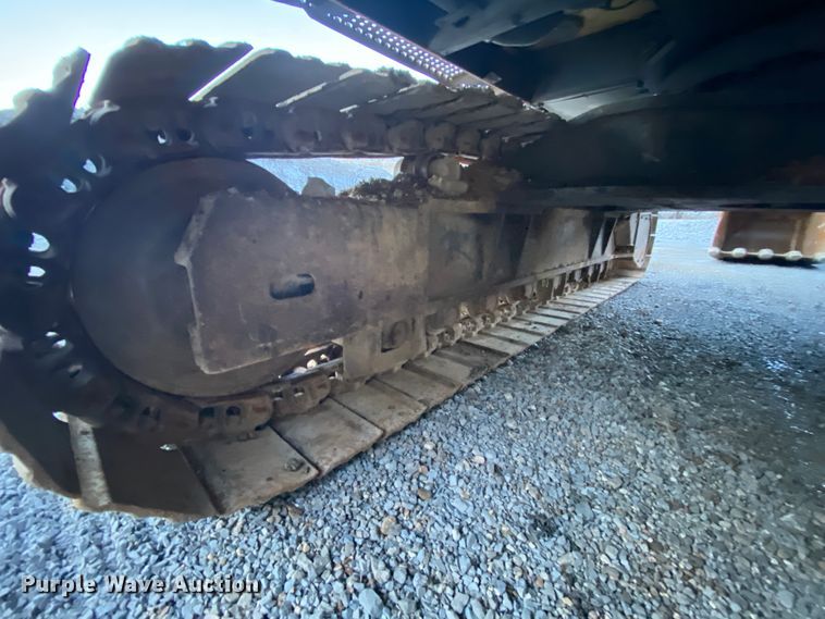 image for item DM2773 2005 Hitachi Zaxis 600LC  excavator