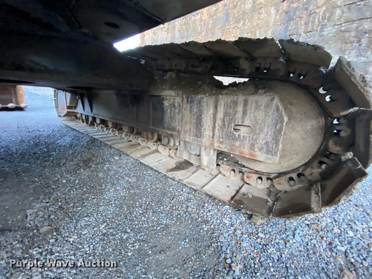 image for item DM2773 2005 Hitachi Zaxis 600LC  excavator