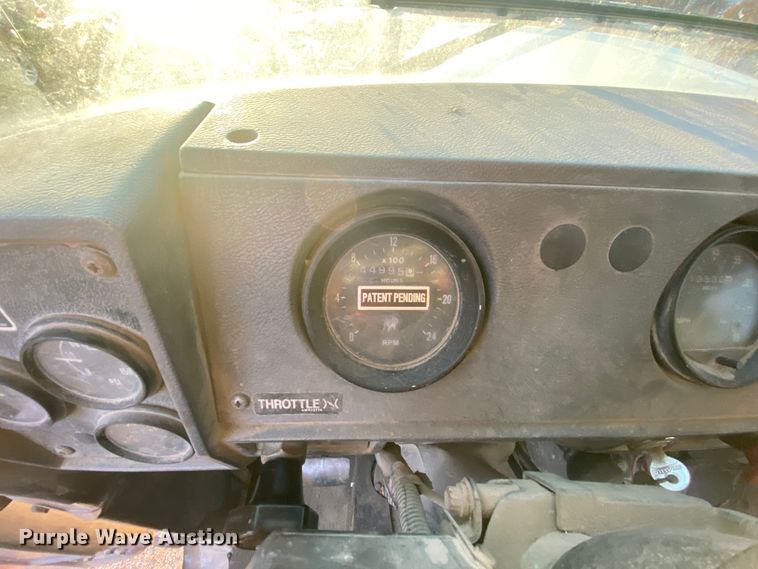 image for item DM2776 1993 Mack DM690S  ready mix truck