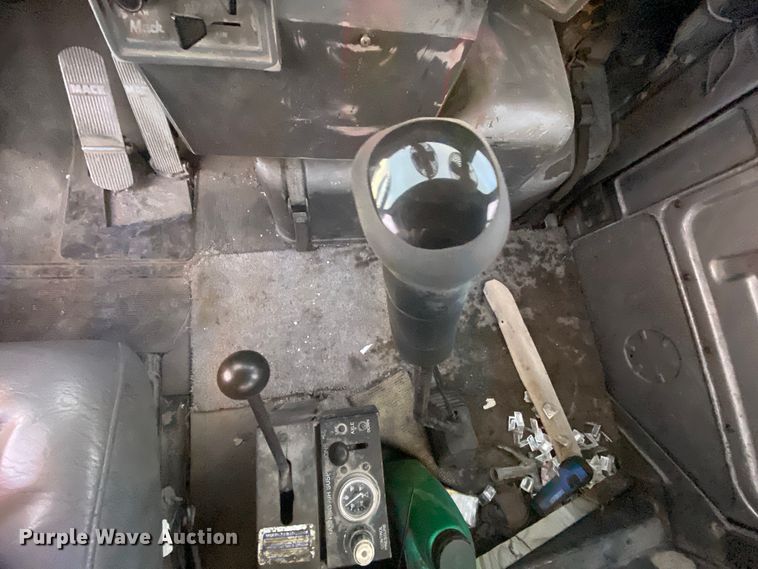 image for item DM2776 1993 Mack DM690S  ready mix truck