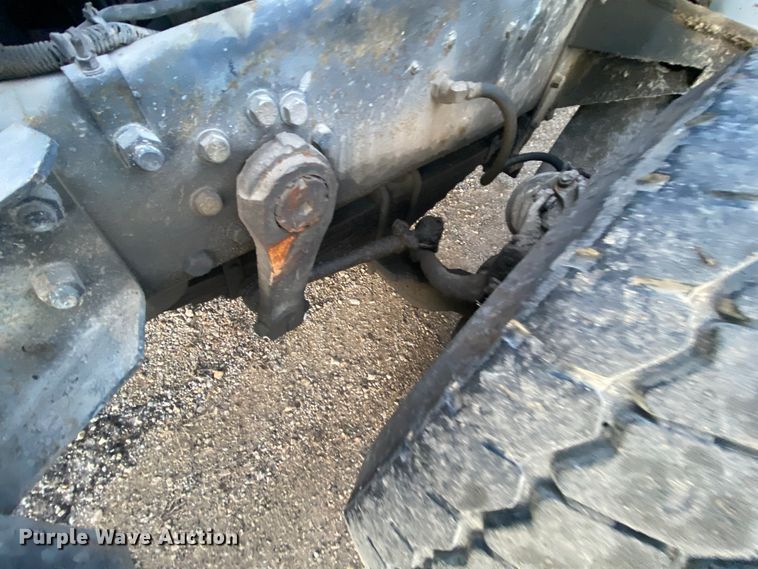 image for item DM2776 1993 Mack DM690S  ready mix truck